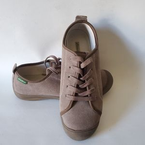 Eddie bauer Women's Sneakers Size 8m